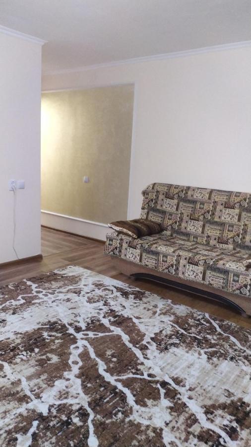 Квартира На Айманова Тимирязева Almaty Ngoại thất bức ảnh